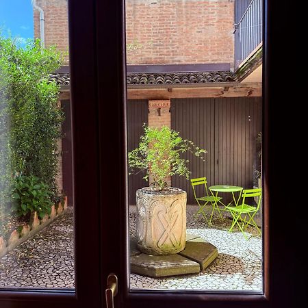 Hotel Dimora '800 à Ferrare Extérieur photo