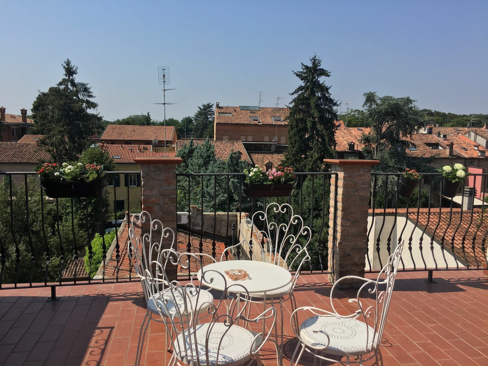Hotel Dimora '800 à Ferrare Extérieur photo